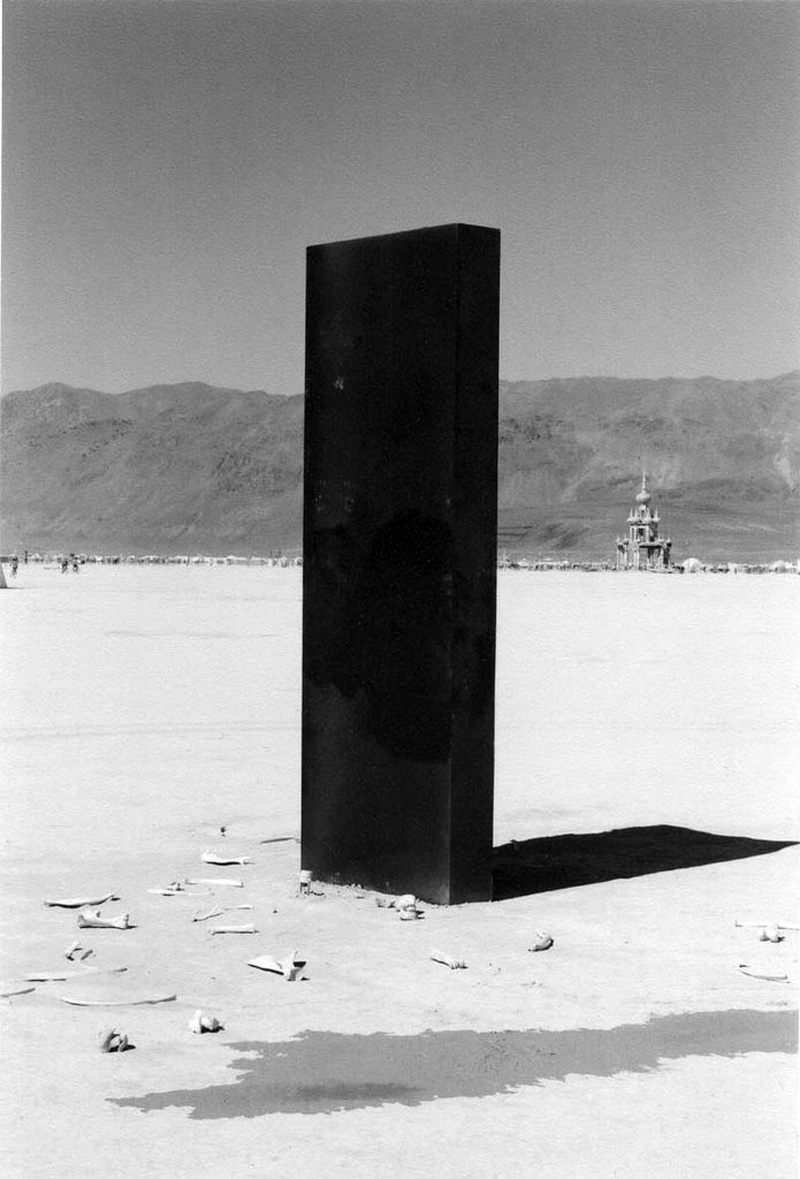 black-monolith-space-odyssey1.jpg